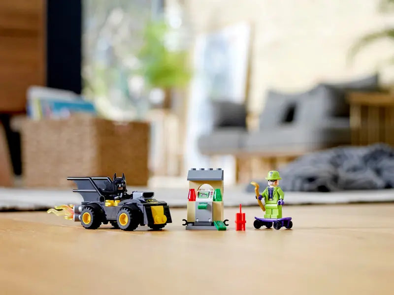 Batman vs The Riddler Robbery