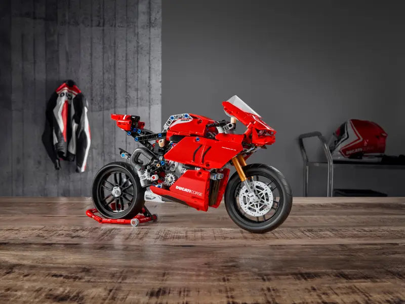 Ducati Panigale V4 R
