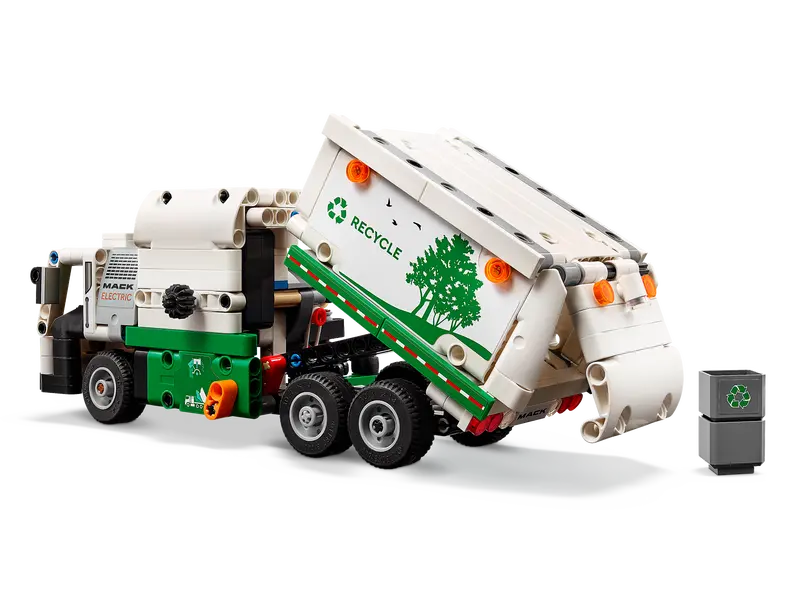 Mack LR Electric Garbage Truck
