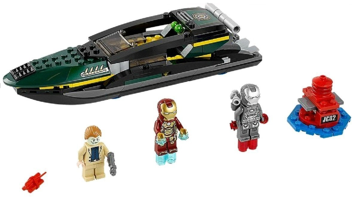 Iron Man Extremis Sea Port Battle