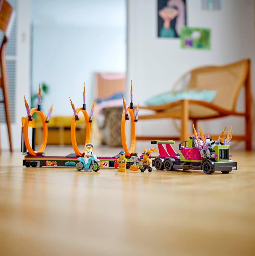 Stunt Truck & Ring of Fire Challenge