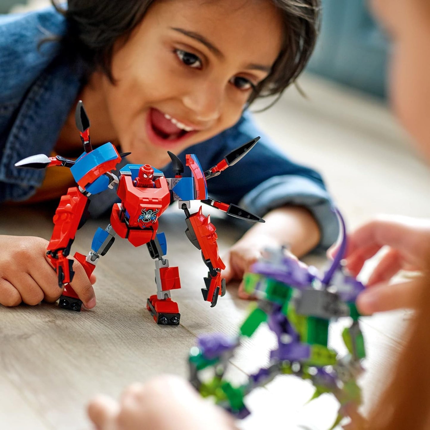 Spider-Man & Green Goblin Mech Battle