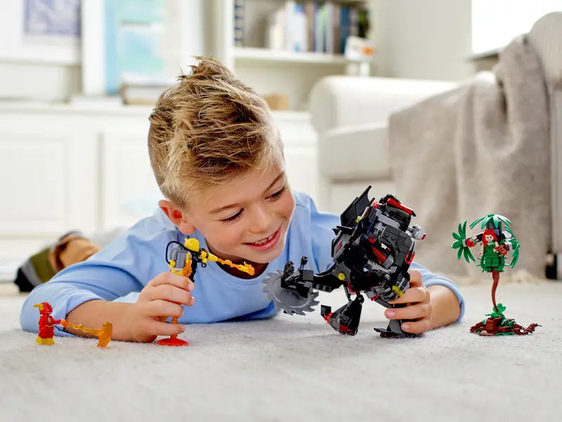 Batman Mech vs. Poison Ivy Mech