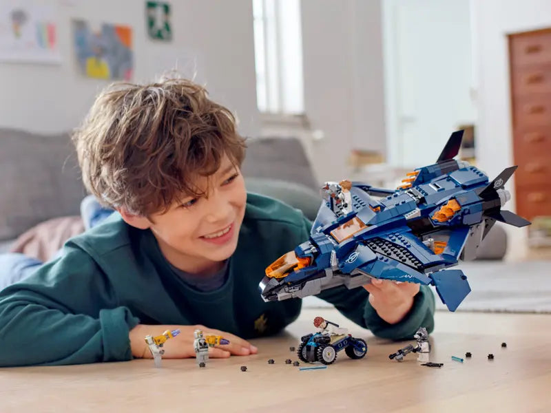 Avengers Ultimate Quinjet