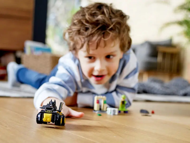 Batman vs The Riddler Robbery