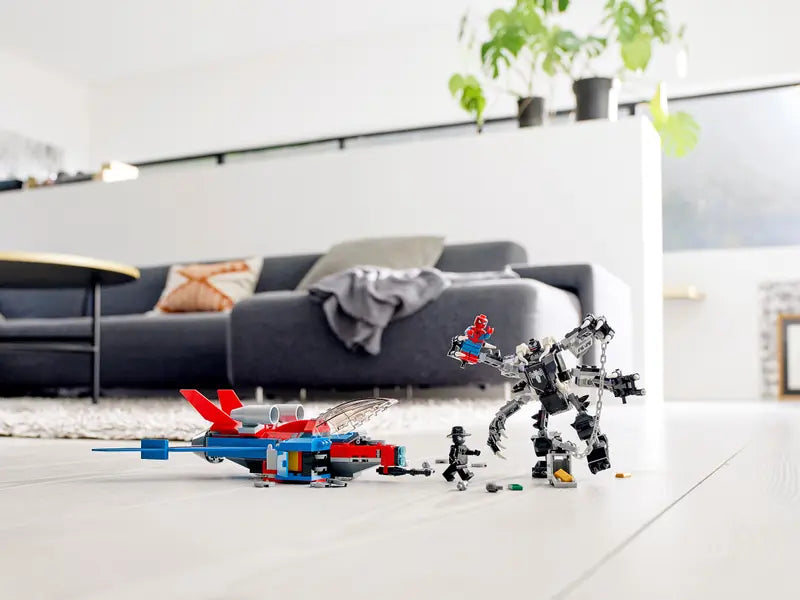 Spiderjet vs. Venom Mech