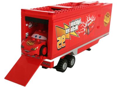 Mack's Team Truck