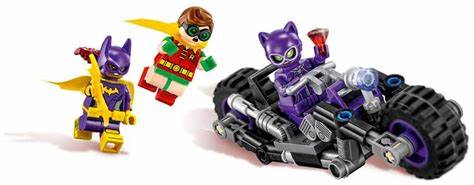 Catwoman Catcycle Chase