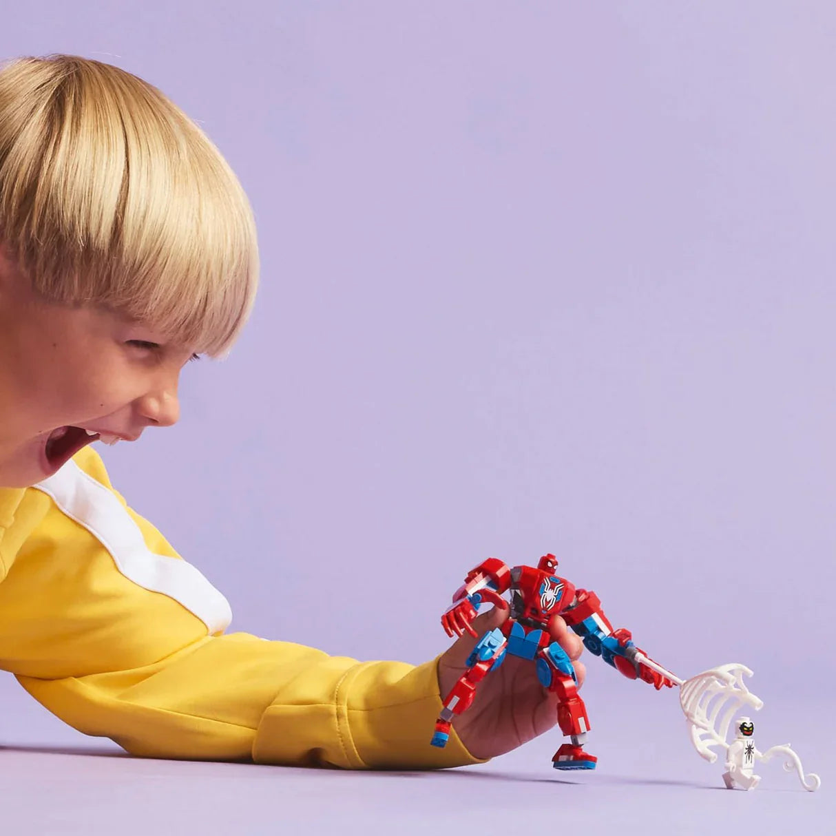 Spider-Man Mech vs. Anti-Venom